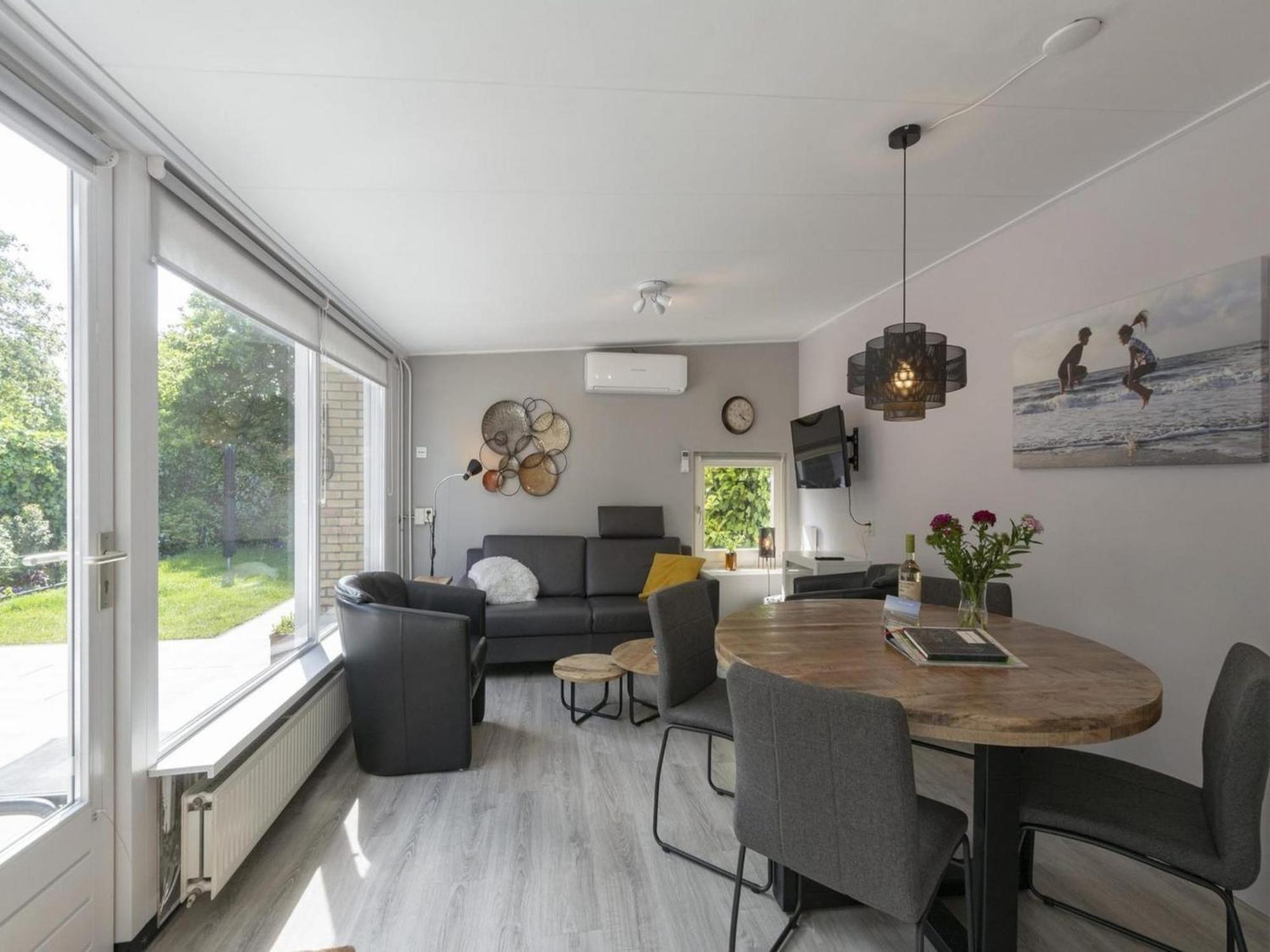 Stylish Bungalow With A Large Garden Sint Maartensvlotbrug Exterior foto